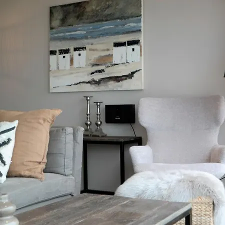 Apartamento Neptune Met Zeezicht - Vosproperties *